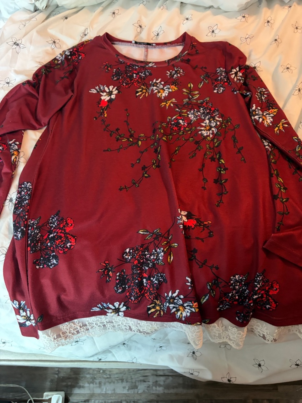 Women's Burgundy Floral Long-Sleeve Tee with Lace Hem